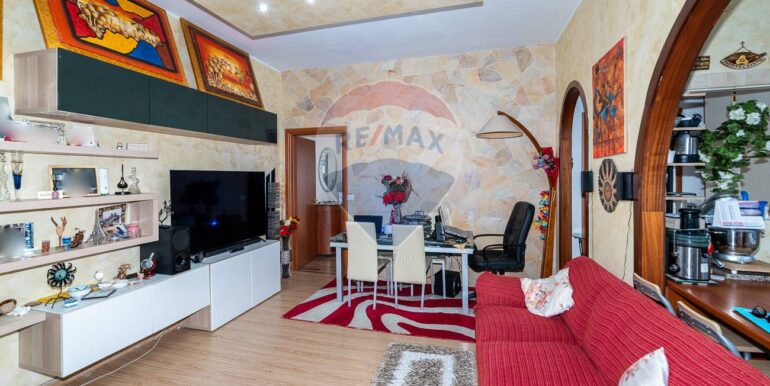 20250312152400-935998-4