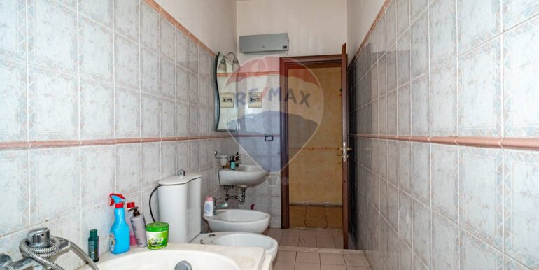 20250512174229-948185-3