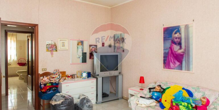 20250605165215-952999-15