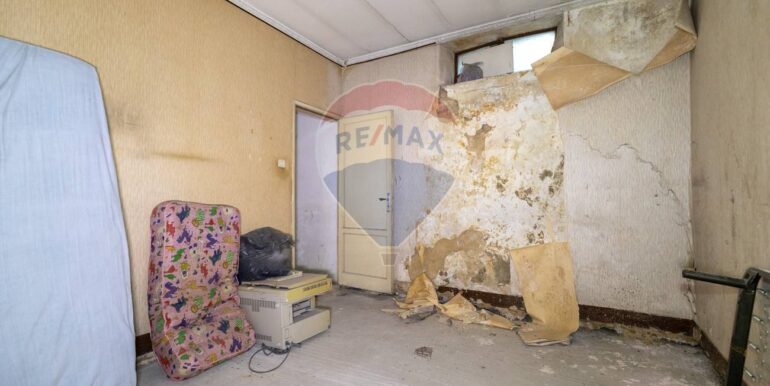 20250624125633-961436-13