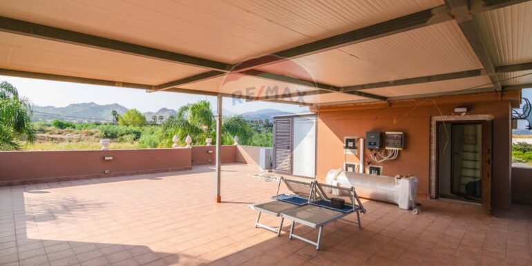 20250624180356-961652-11