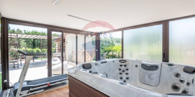 20250625234623-960512-12