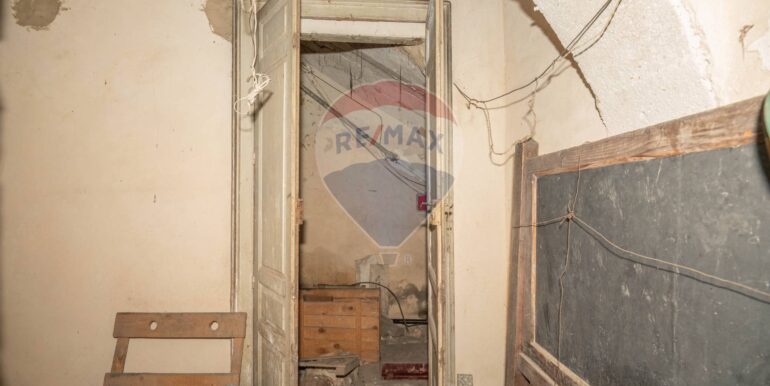 20250630152125-963454-7