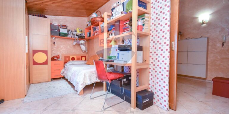 2025071295803-965992-34