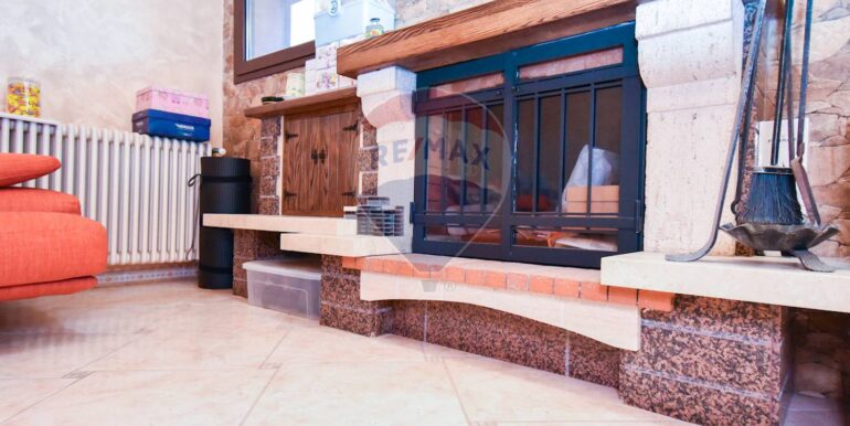 2025071295810-965992-36