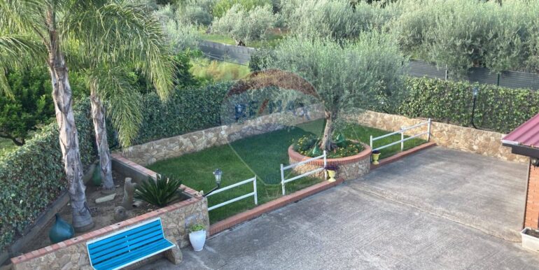 20250716235039-968592-10