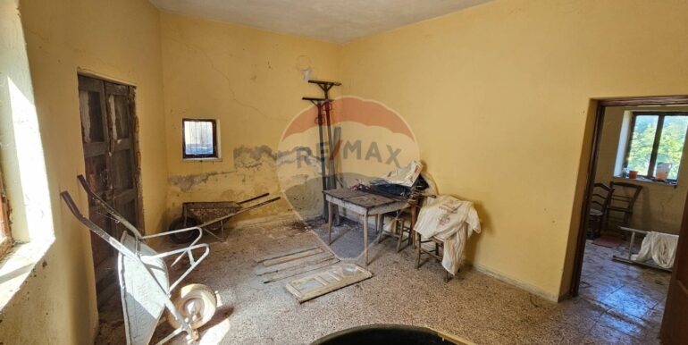 20250727183131-972024-44