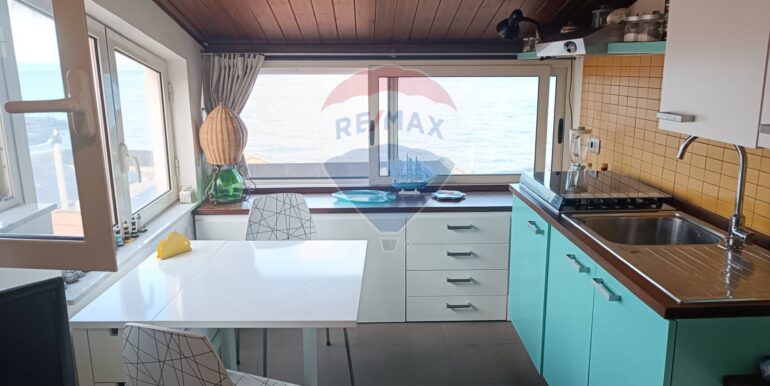 20250730180613-972619-7