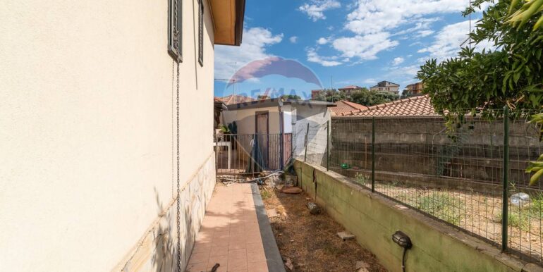 2025080192257-972892-12