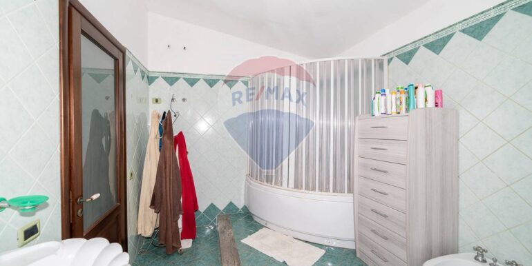 2025080192445-972892-29