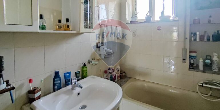 2025080493411-973202-13