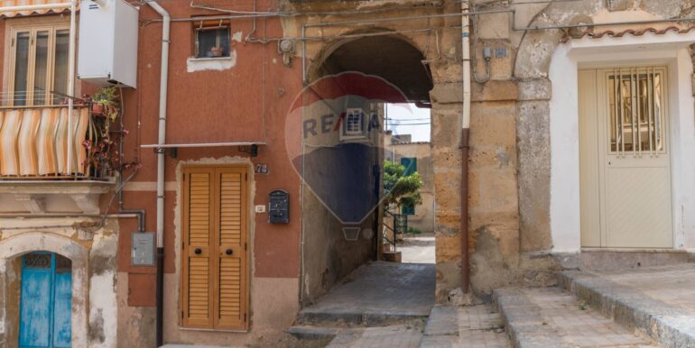 20250806184037-974005-2