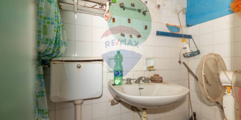 20250806184037-974005-3