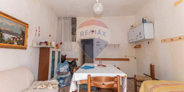 20250806184039-974005-14