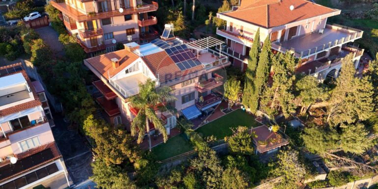 20250812185324-974755-3