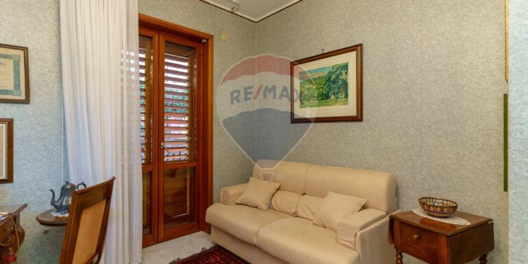 20250812185331-974755-21