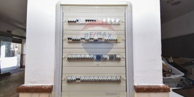 20250818165303-974972-17