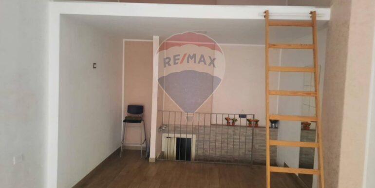 20250819170713-975072-11