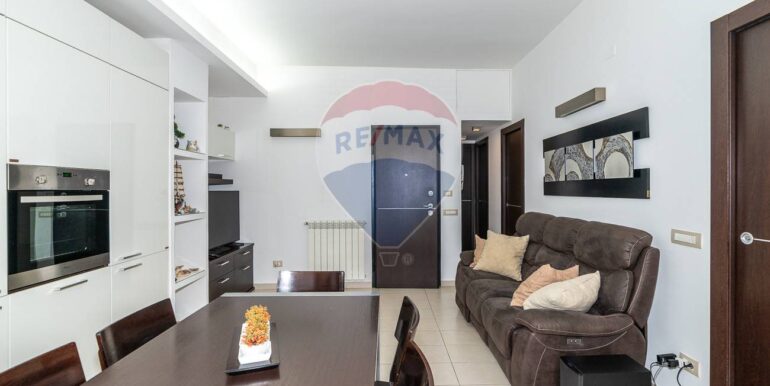 2025082593606-975462-1