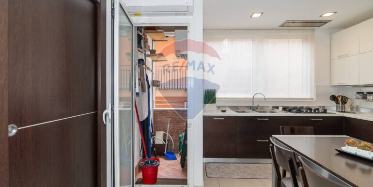 2025082593606-975462-2