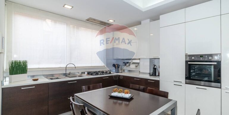 2025082593609-975462-23