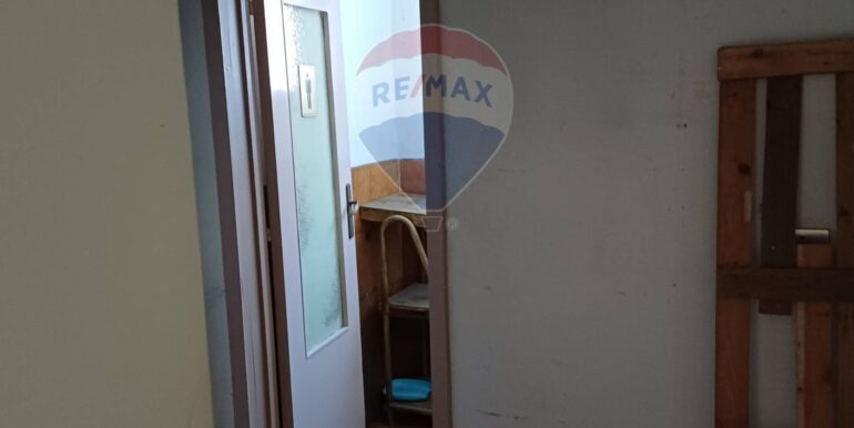 20250827130636-975971-11