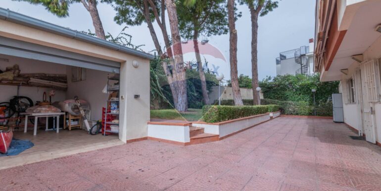 20250829111852-910502-14