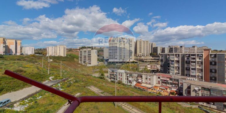 20220110184257-632071-20