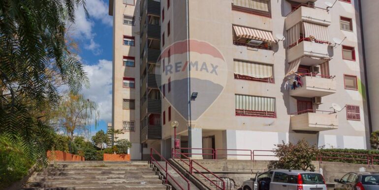 20220110184259-632071-24