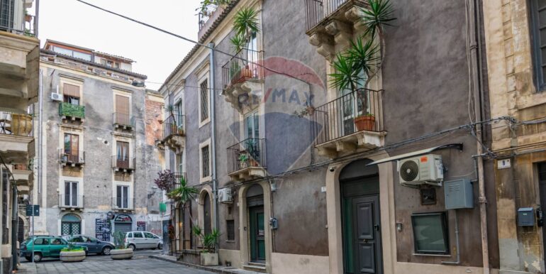 2024123095021-889093-33