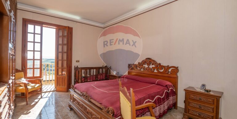 2025010883859-917767-30