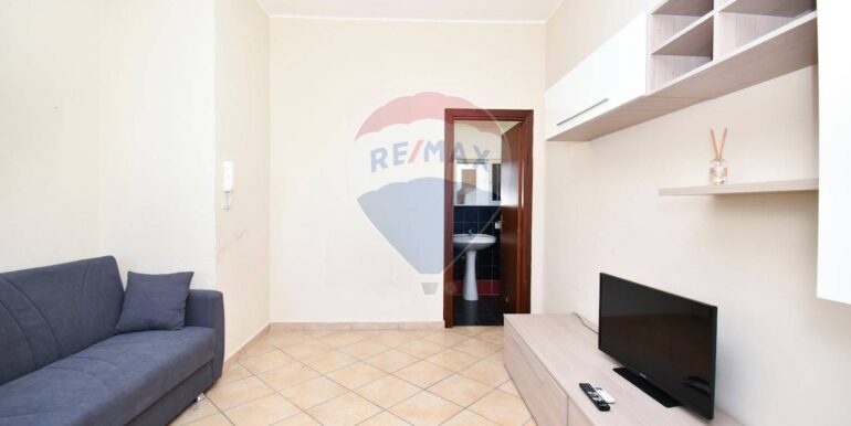 2025011433549-890322-12