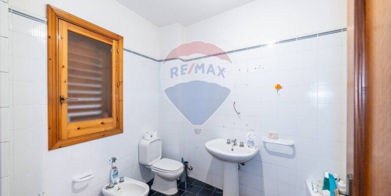 20250122191602-919352-11