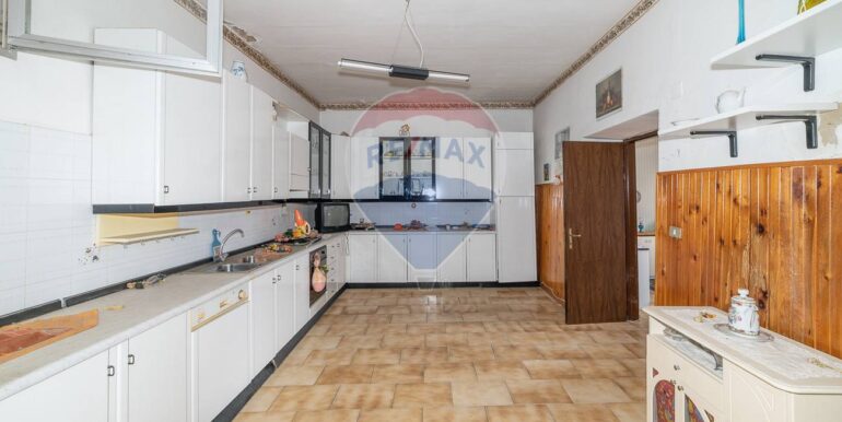 20250124102222-921936-11