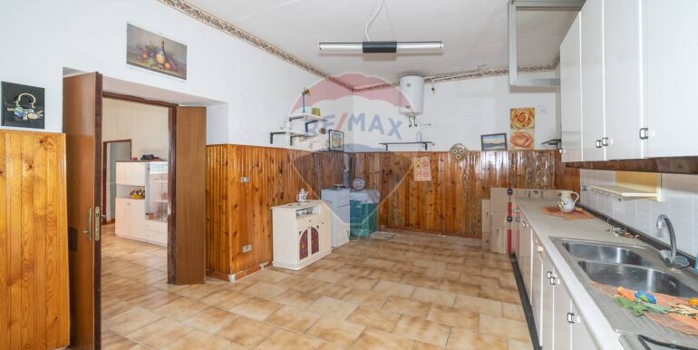 20250124102223-921936-12