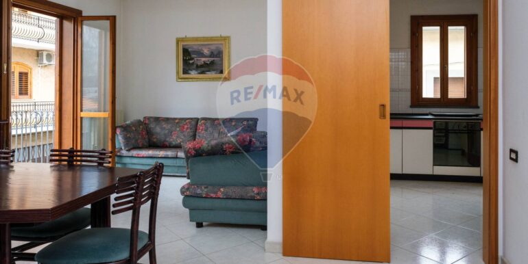 20250125225729-919058-8