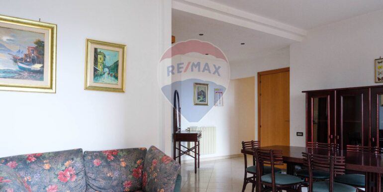 20250125225737-919058-10