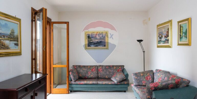 20250125225744-919058-12