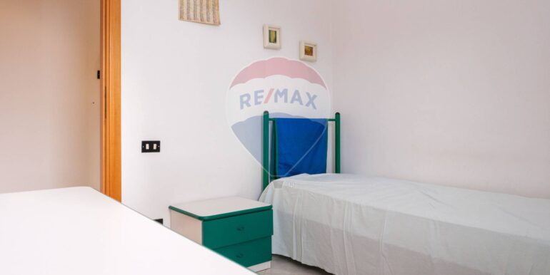 20250125225801-919058-22