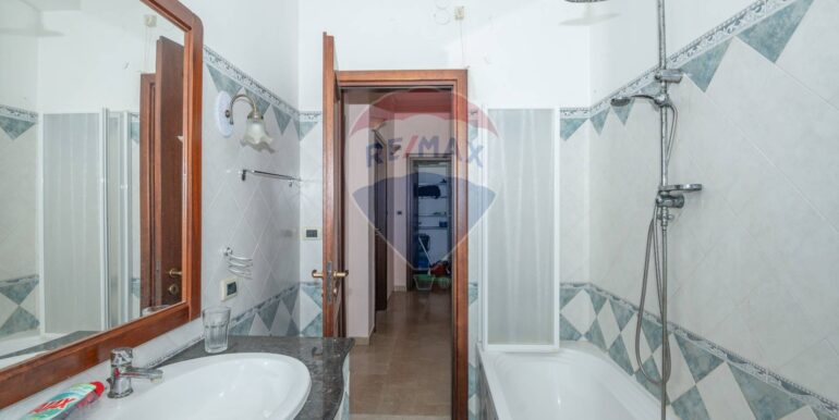 20250205214447-927605-11