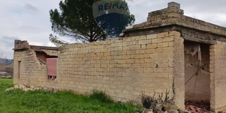 2025021365747-929189-12