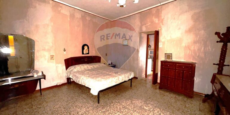 20250218121133-930231-6