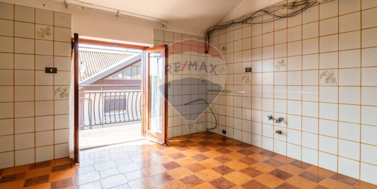 20250225194533-928657-6