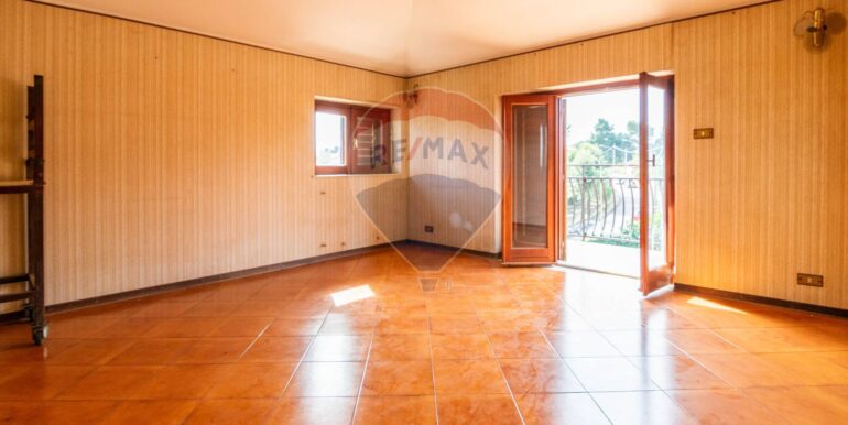 20250225194537-928657-8