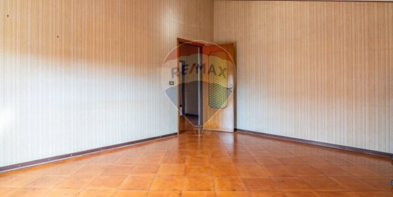 20250225194540-928657-10