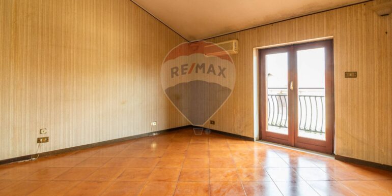 20250225194554-928657-17