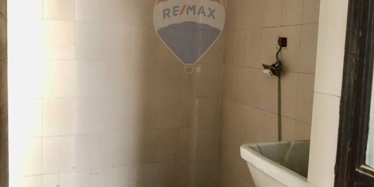 20250303184915-933674-12