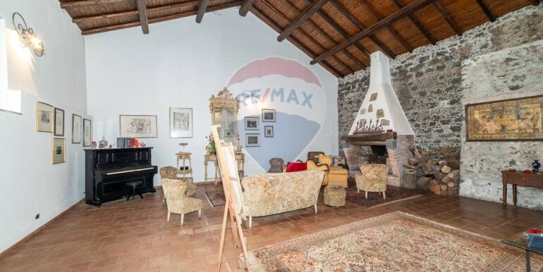 20250305200322-934207-21