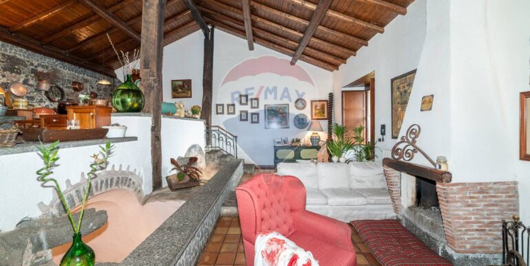 20250305200444-934207-42