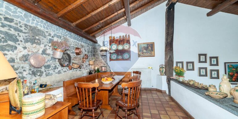 20250305200454-934207-44